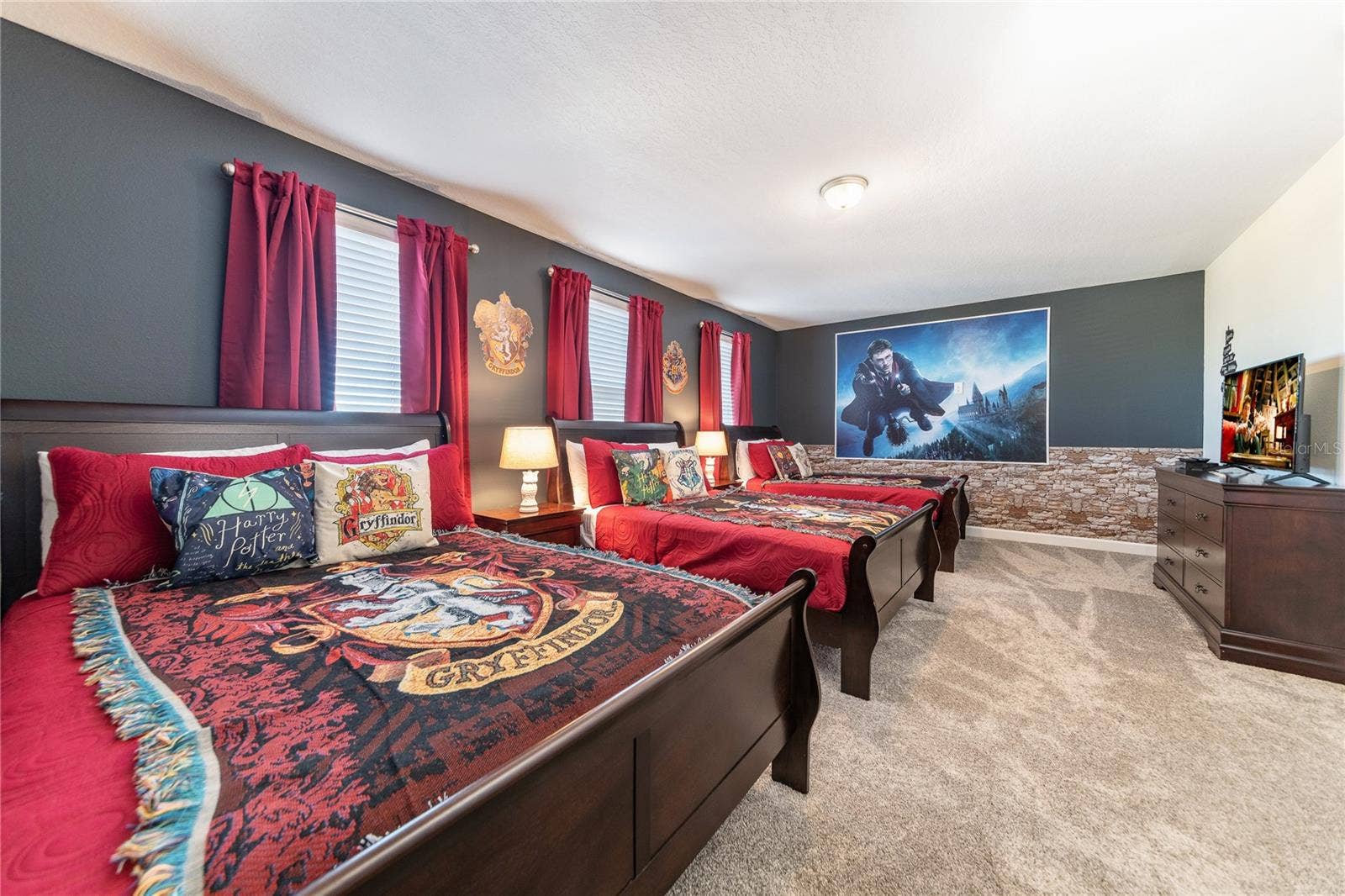 8888 CABOT CLIFFS DRIVE, Davenport, FL 33896 8888 CABOT CLIFFS DRIVE, Davenport, FL 33896