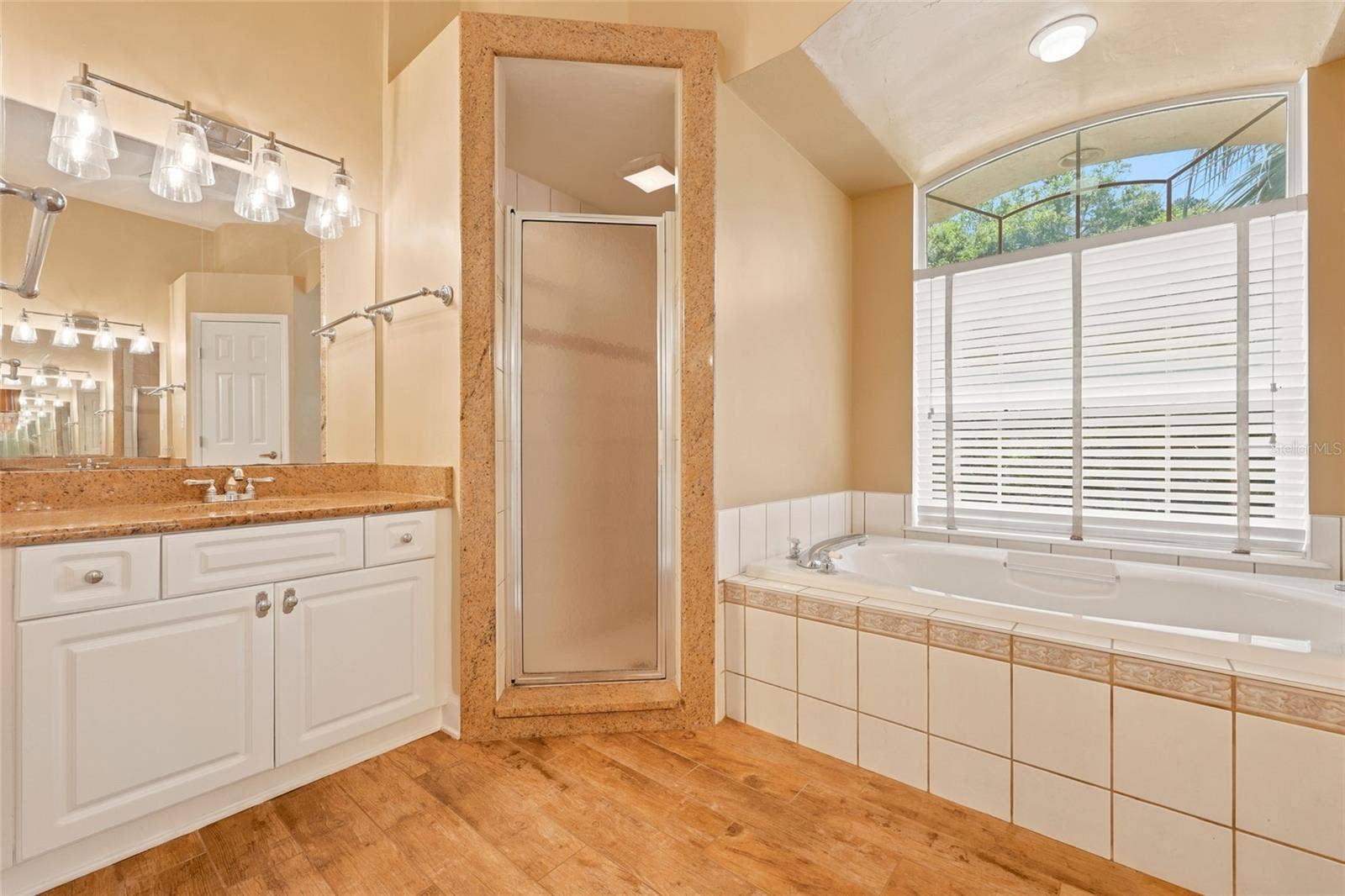 2015 NW 89TH DRIVE, Gainesville, FL 32606 2015 NW 89TH DRIVE, Gainesville, FL 32606