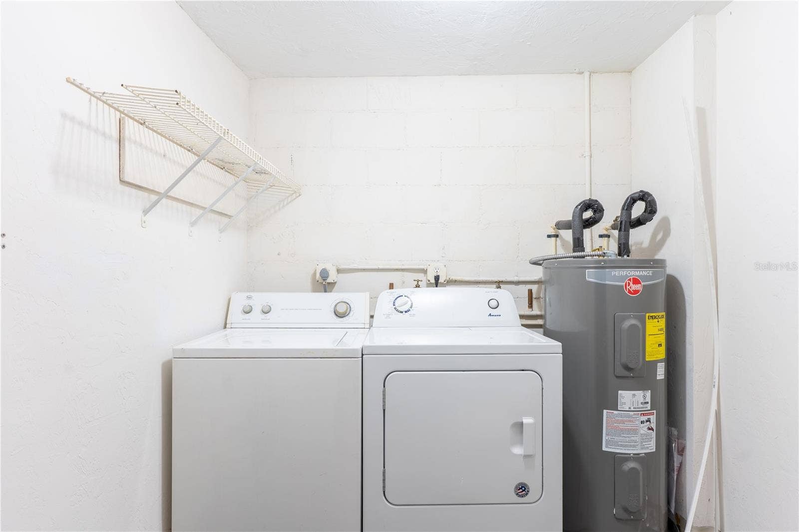 501 SW 75TH STREET, #D13, Gainesville, FL 32607 Laundry room on back porch