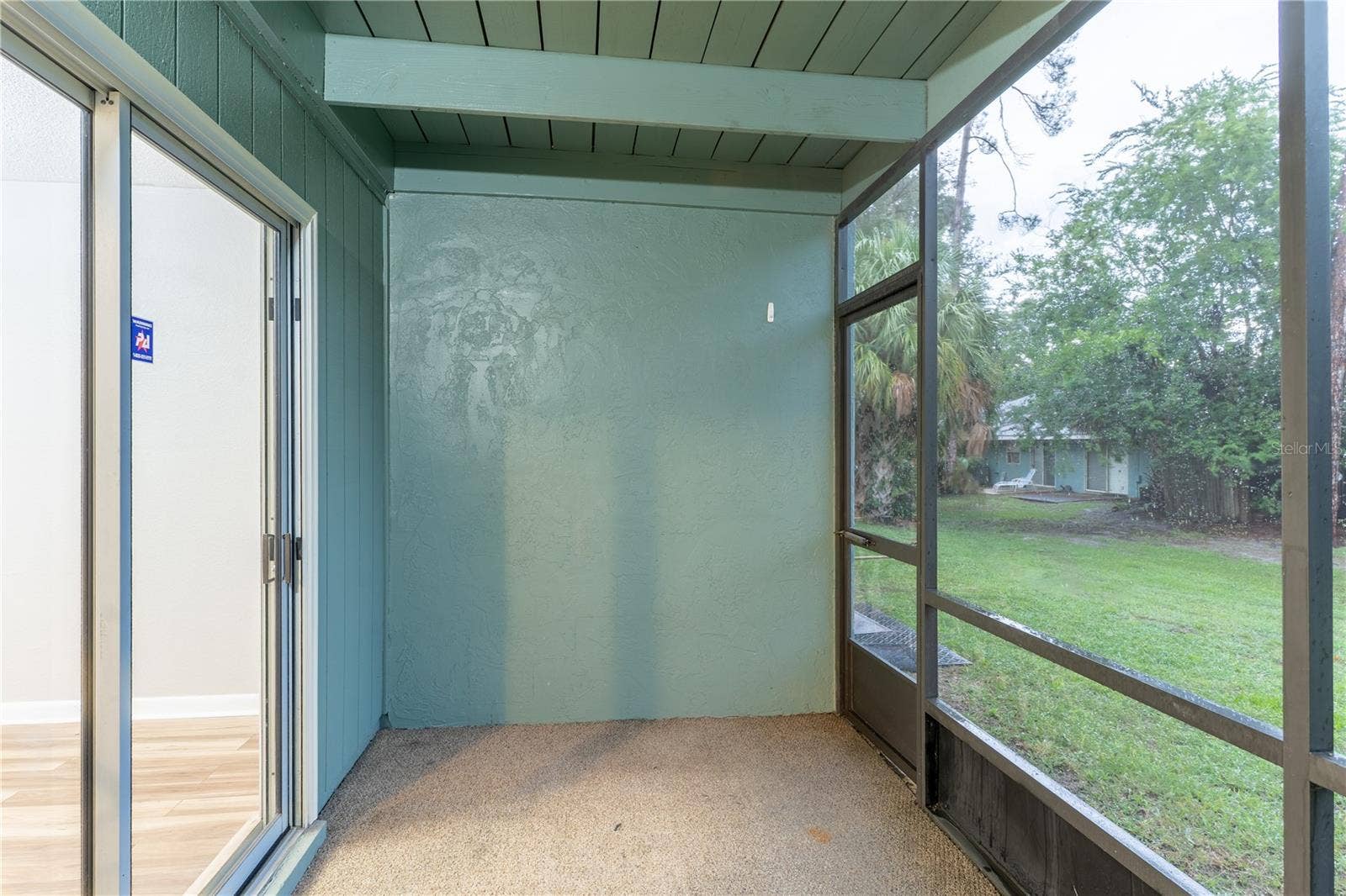 501 SW 75TH STREET, #D13, Gainesville, FL 32607 Screened in back porch
