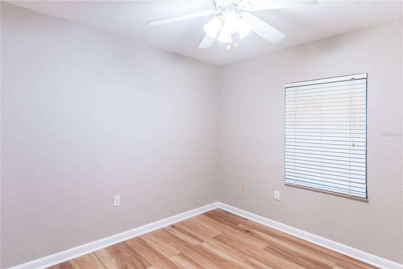501 SW 75TH STREET, #D13, Gainesville, FL 32607 501 SW 75TH STREET, #D13, Gainesville, FL 32607
