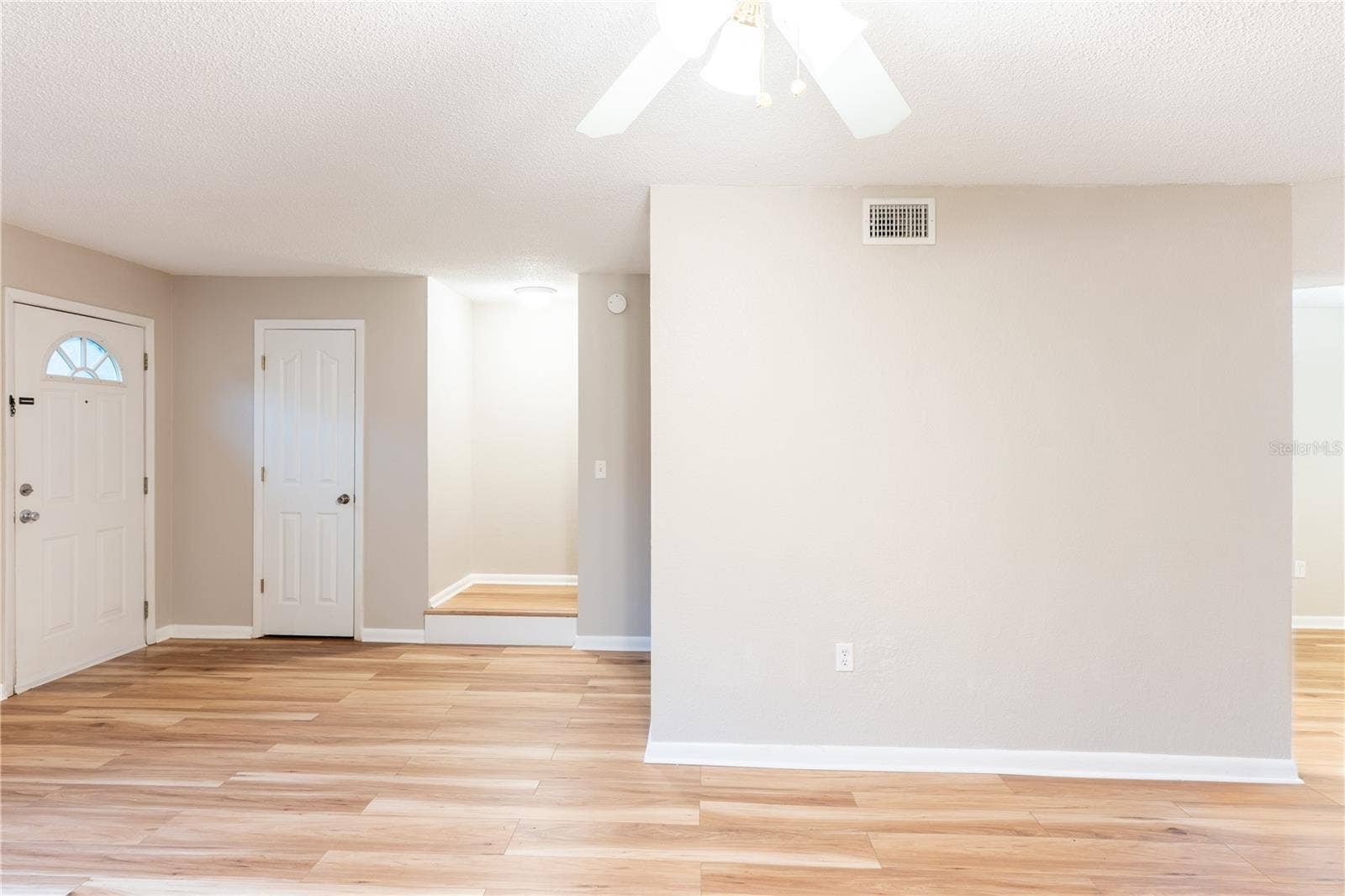 501 SW 75TH STREET, #D13, Gainesville, FL 32607 501 SW 75TH STREET, #D13, Gainesville, FL 32607