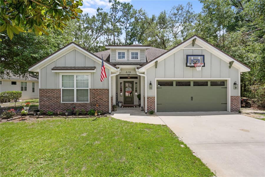 Property photo for 619 SW BELLFLOWER, Lake City, FL