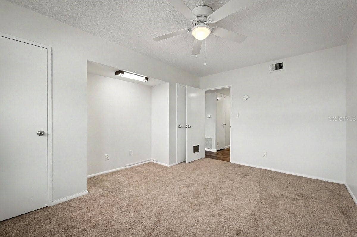 1224 S PENINSULA DRIVE, #621, Daytona Beach, FL 32118 New carpet