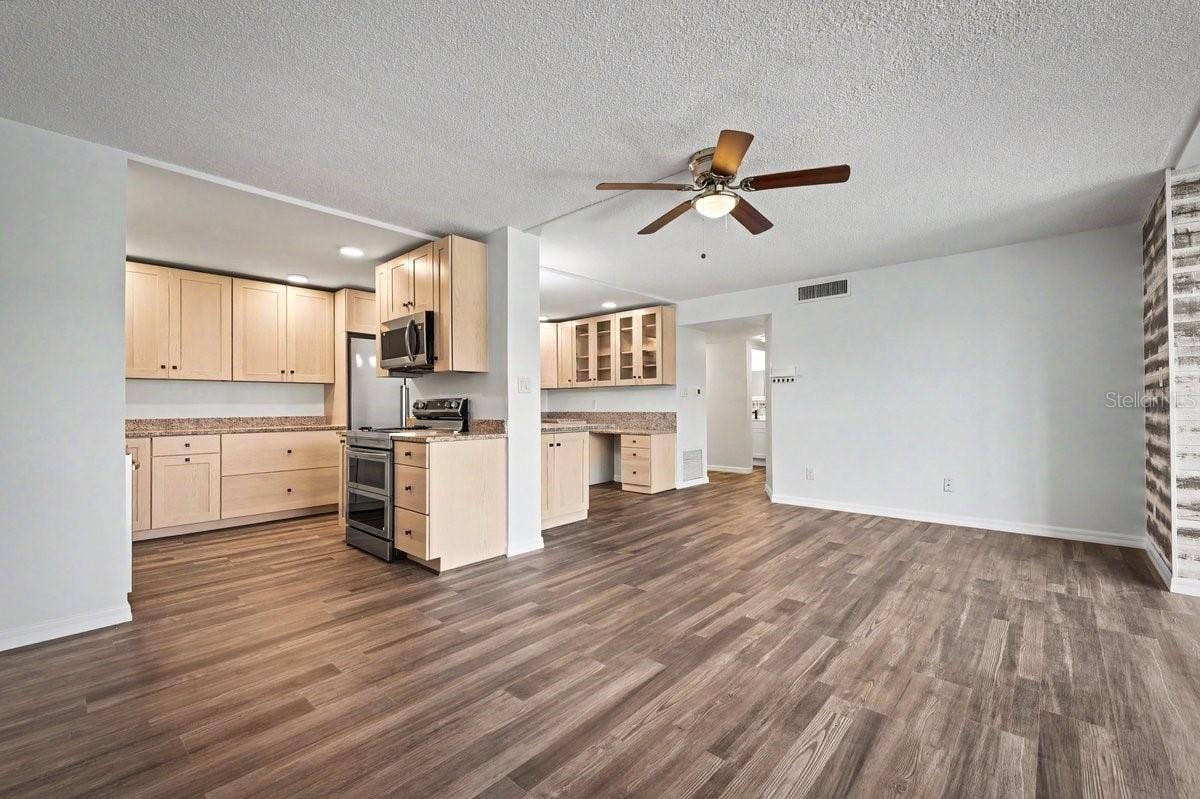 1224 S PENINSULA DRIVE, #621, Daytona Beach, FL 32118 move in ready