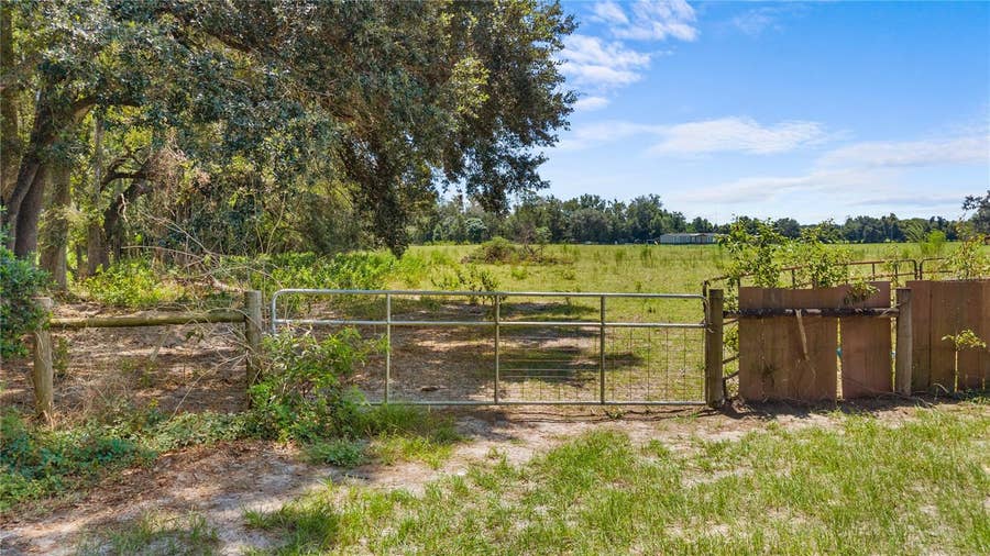 Property photo for NW 65TH AVENUE, Trenton, FL