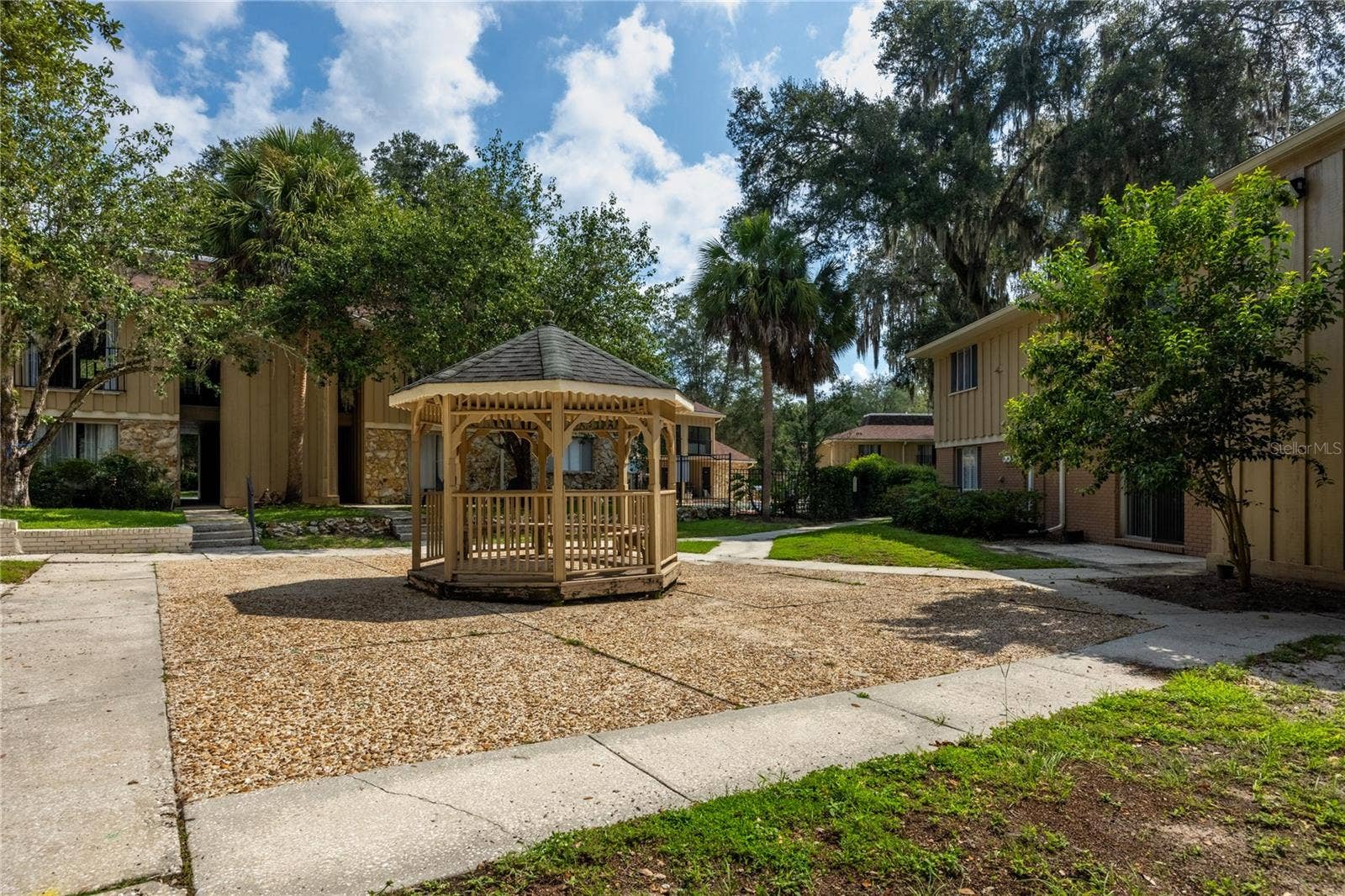 507 NW 39TH ROAD, #122, Gainesville, FL 32607 507 NW 39TH ROAD, #122, Gainesville, FL 32607