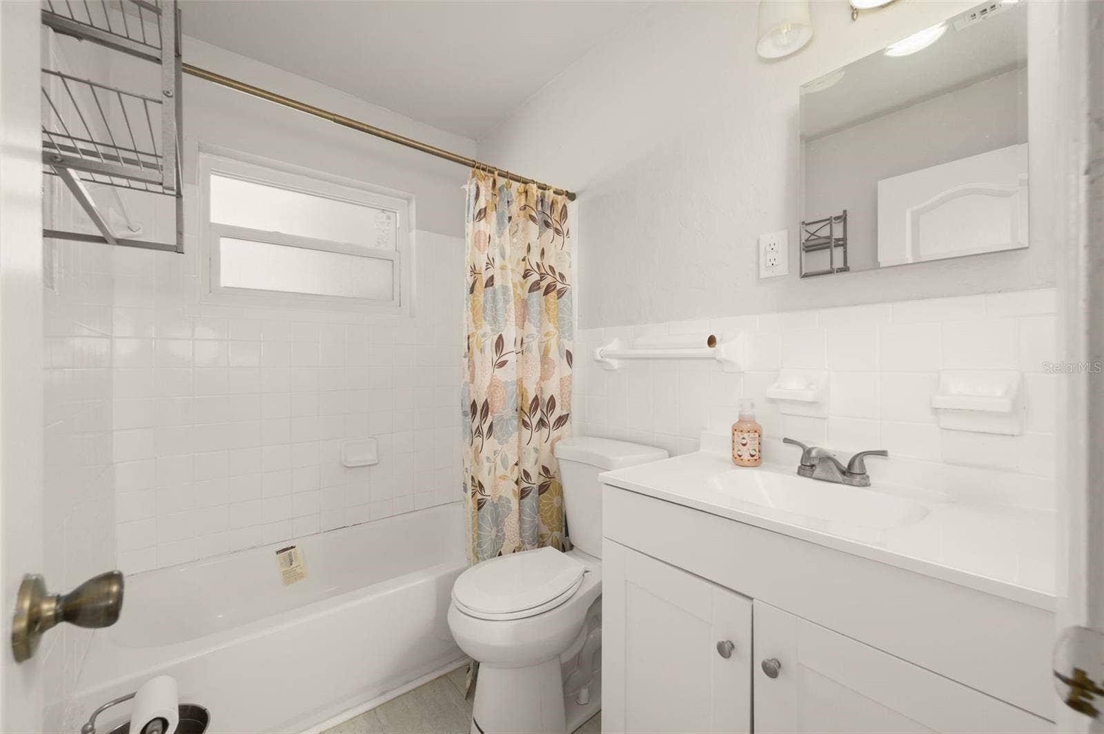 1118 SE 19TH STREET, Gainesville, FL 32641