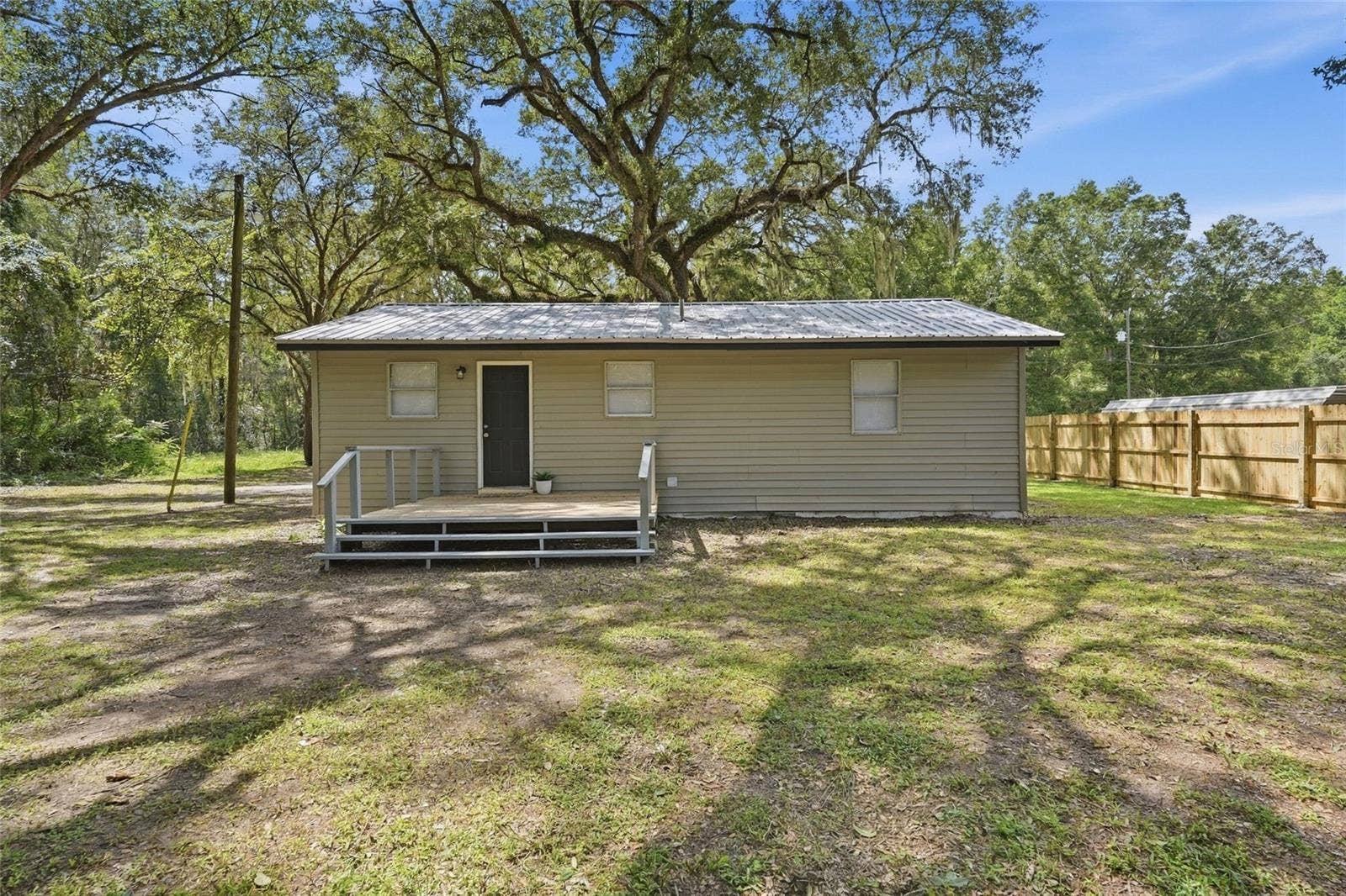 924 MALTAS AVENUE, Interlachen, FL 32148 924 MALTAS AVENUE, Interlachen, FL 32148