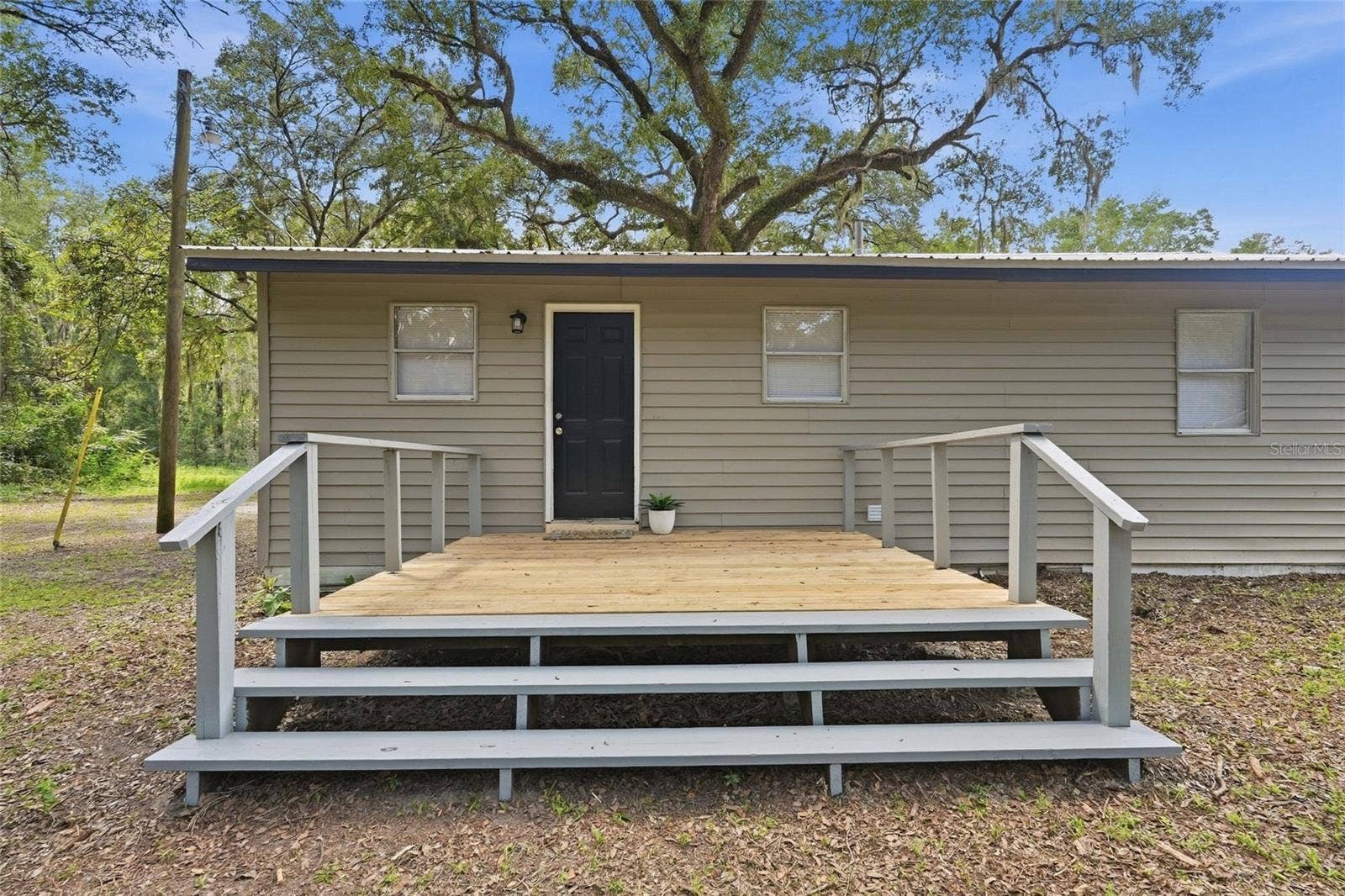 924 MALTAS AVENUE, Interlachen, FL 32148 924 MALTAS AVENUE, Interlachen, FL 32148