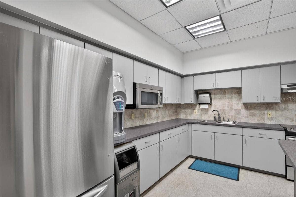 7201 NW 11TH PLACE, Gainesville, FL 32605 7201 NW 11TH PLACE, Gainesville, FL 32605