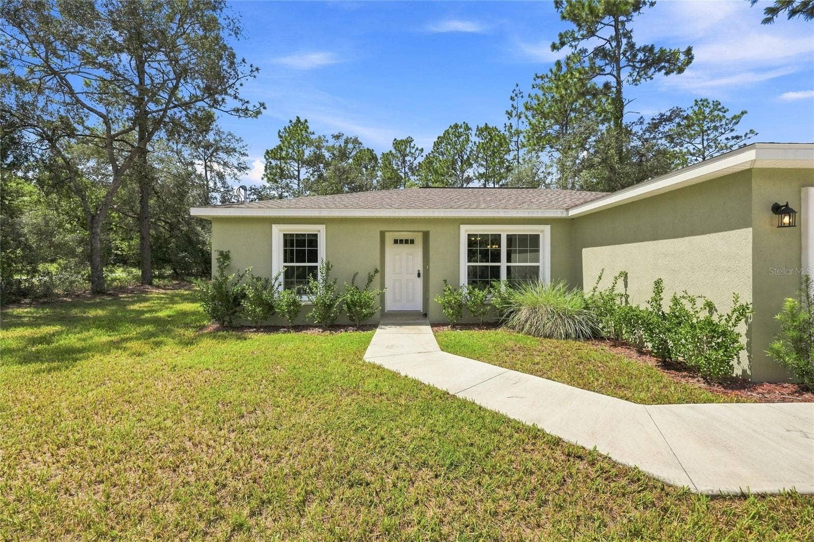 7390 N IRELAND DRIVE, Dunnellon, FL 34434 Front of Home