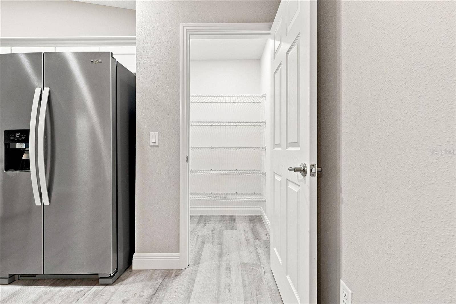 7390 N IRELAND DRIVE, Dunnellon, FL 34434 Refrigerator