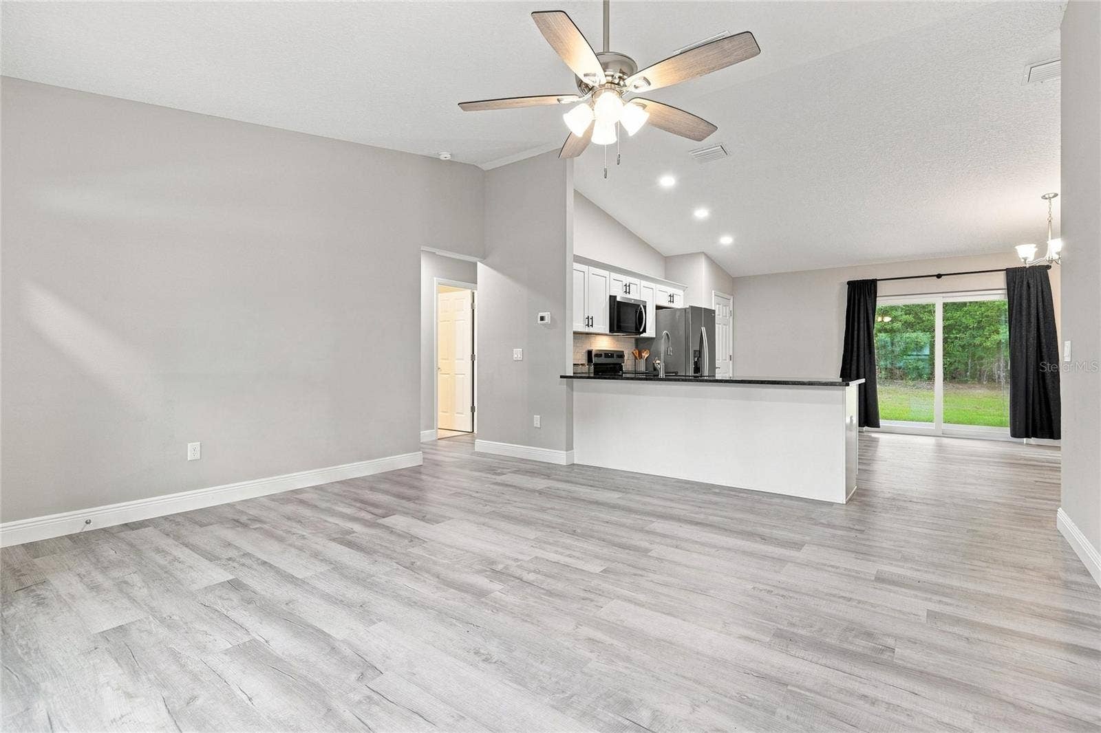 7390 N IRELAND DRIVE, Dunnellon, FL 34434 Family Room