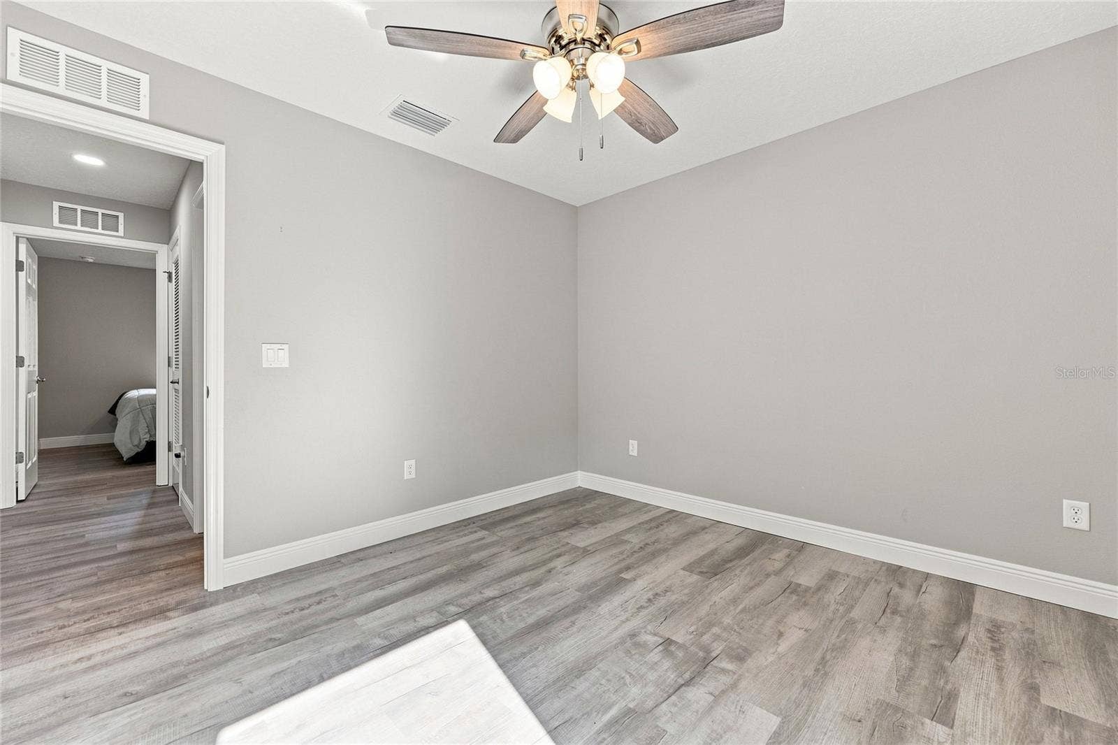 7390 N IRELAND DRIVE, Dunnellon, FL 34434 Bedroom 3