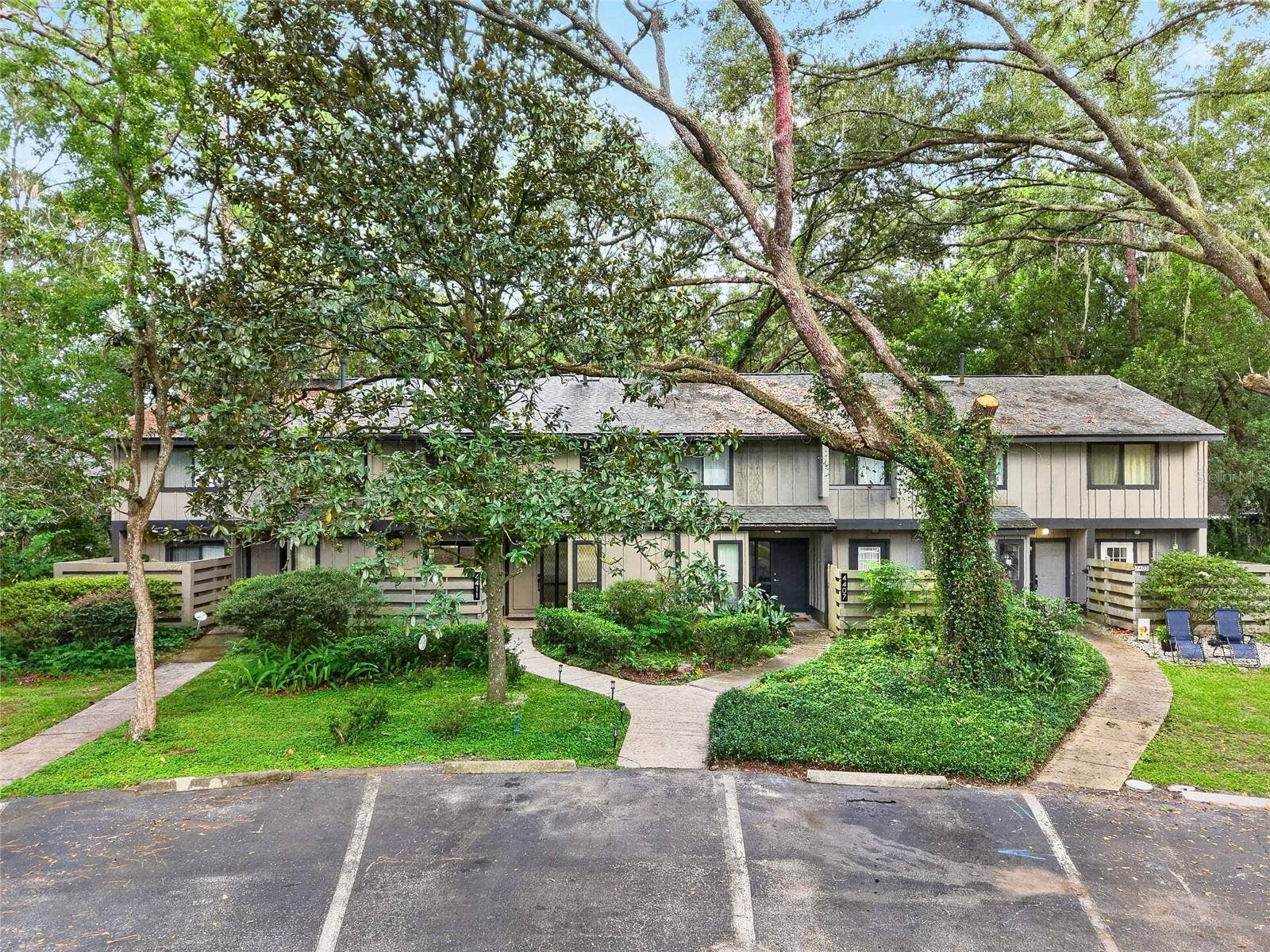 4411 BLACK FOREST WAY, Gainesville, FL 32605 parking
