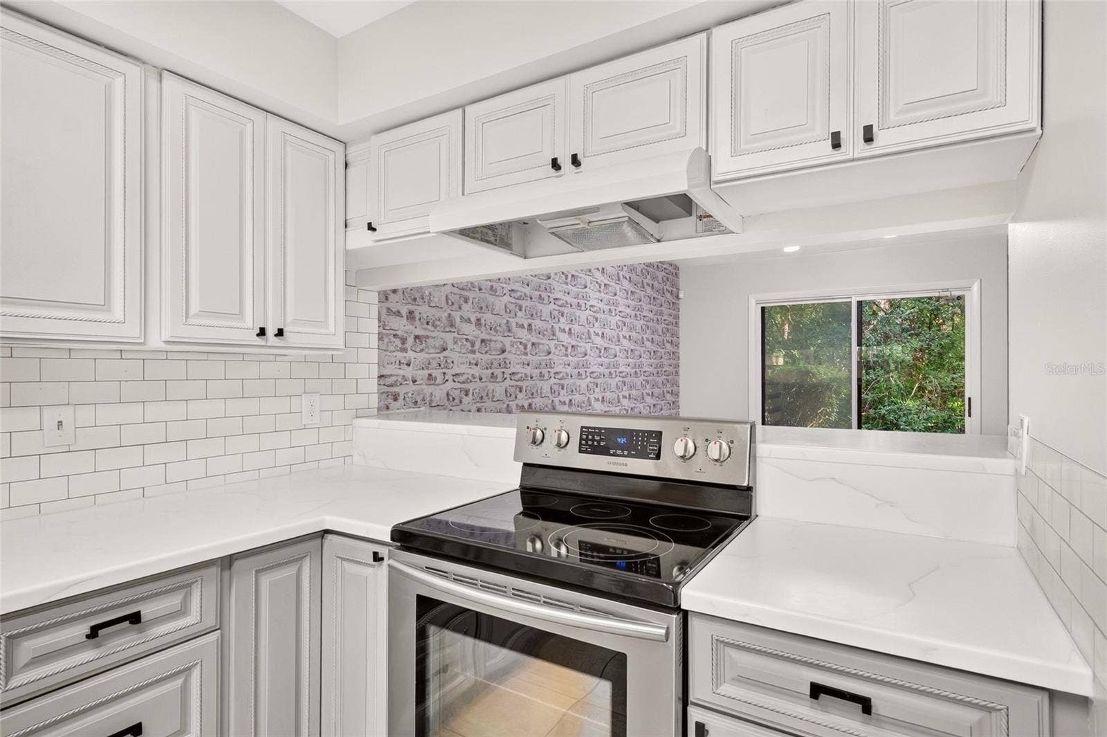 4411 BLACK FOREST WAY, Gainesville, FL 32605 4411 BLACK FOREST WAY, Gainesville, FL 32605