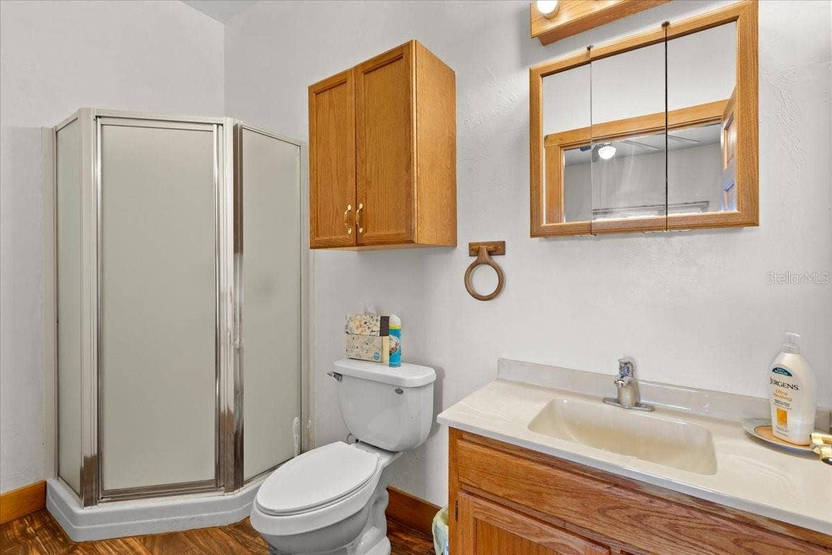 6351 SW 2ND LANE, Bell, FL 32619 6351 SW 2ND LANE, Bell, FL 32619