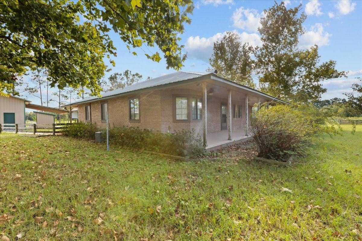 6351 SW 2ND LANE, Bell, FL 32619 6351 SW 2ND LANE, Bell, FL 32619