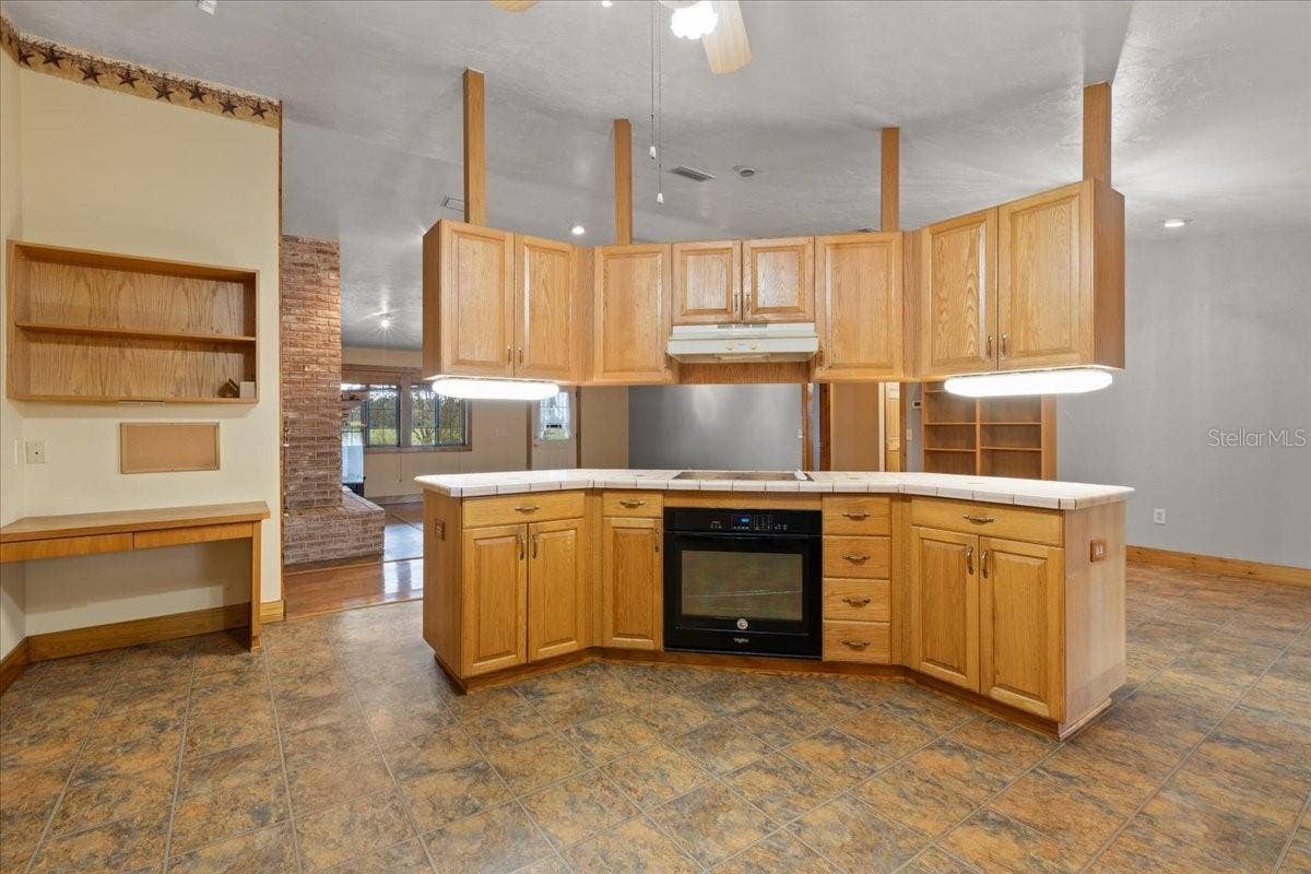 6351 SW 2ND LANE, Bell, FL 32619 6351 SW 2ND LANE, Bell, FL 32619