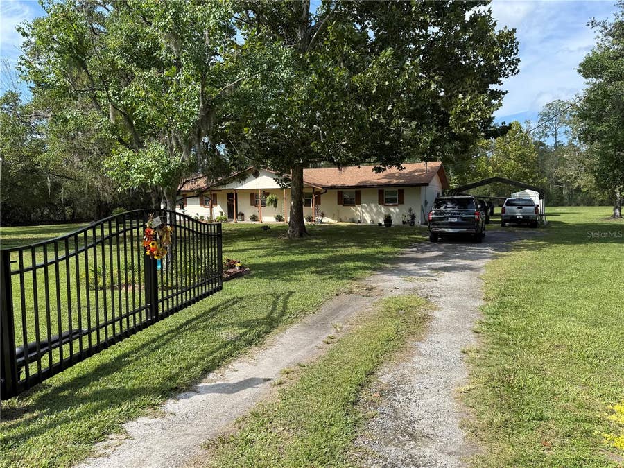 Property photo for 27276 NE COUNTY ROAD 125, Lawtey, FL