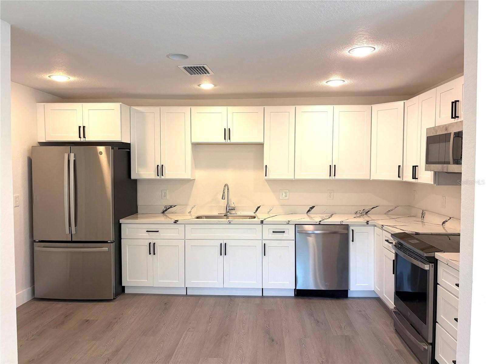 1521 NW 35 TERRACE, Gainesville, FL 32605