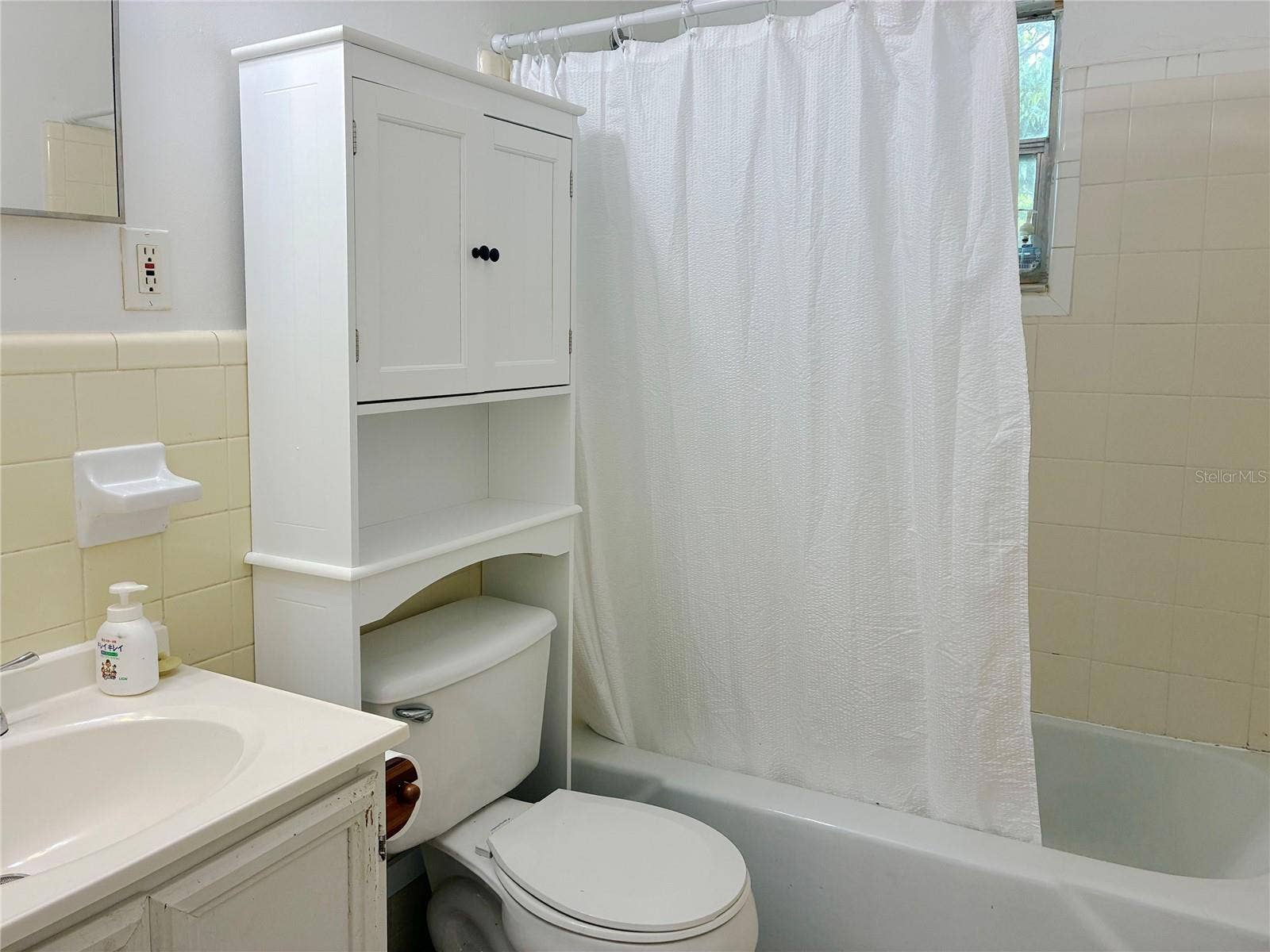 501 NW 15TH AVENUE, #4, Gainesville, FL 32601