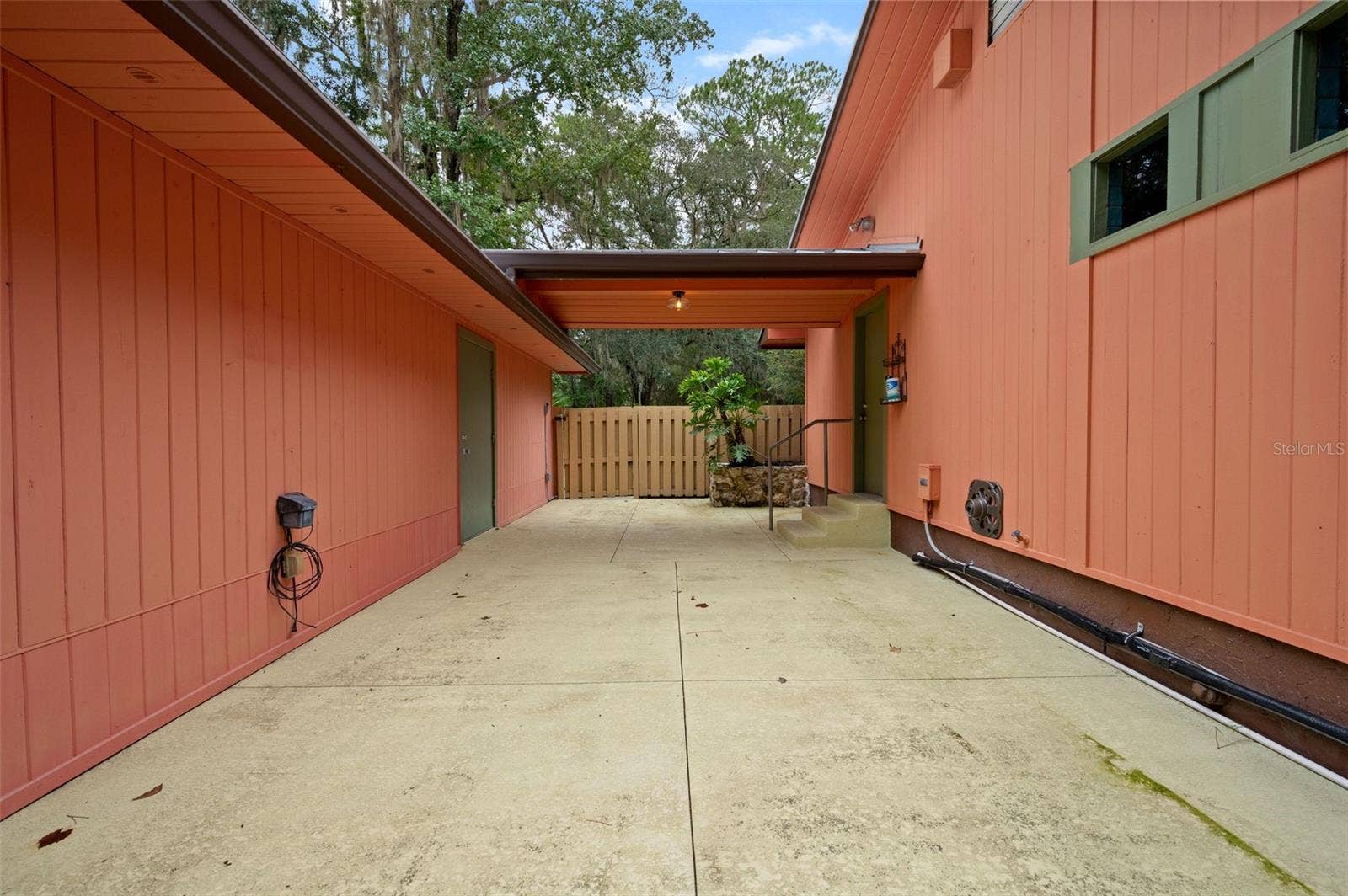 5306 NW 57TH WAY, Gainesville, FL 32653 5306 NW 57TH WAY, Gainesville, FL 32653