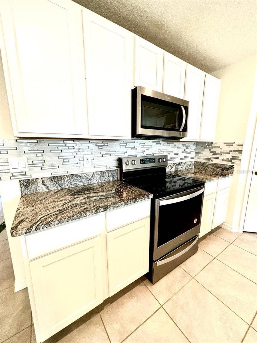 2174 NW 246TH TERRACE, Newberry, FL 32669