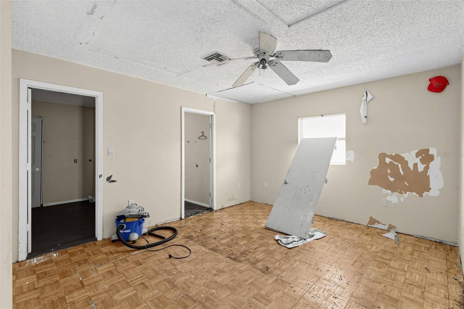 1048 N MISSOURI AVENUE, Lakeland, FL 33805 1048 N MISSOURI AVENUE, Lakeland, FL 33805