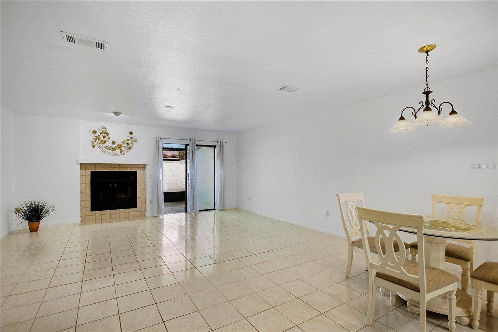 3758 NW 56TH LANE, Gainesville, FL 32653 3758 NW 56TH LANE, Gainesville, FL 32653