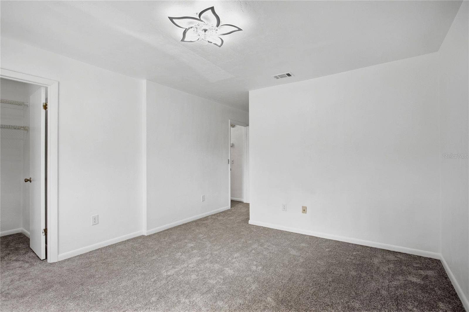 3758 NW 56TH LANE, Gainesville, FL 32653 3758 NW 56TH LANE, Gainesville, FL 32653