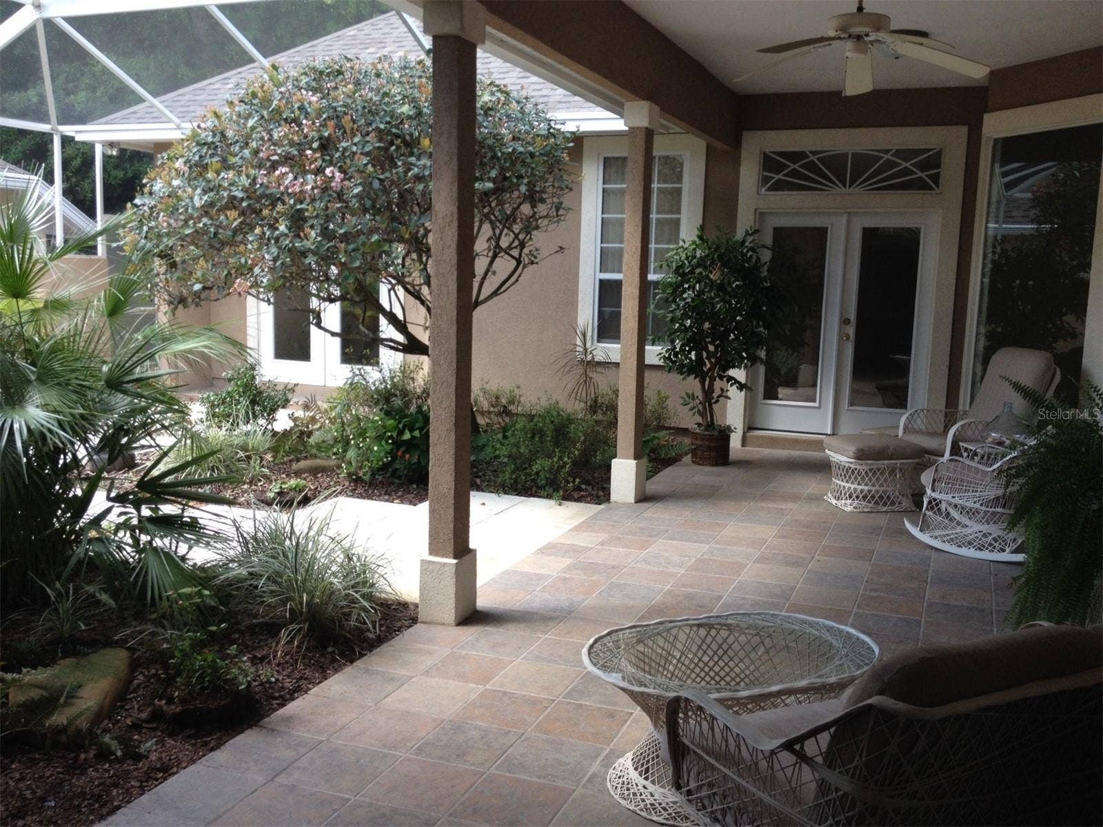 covered lanai