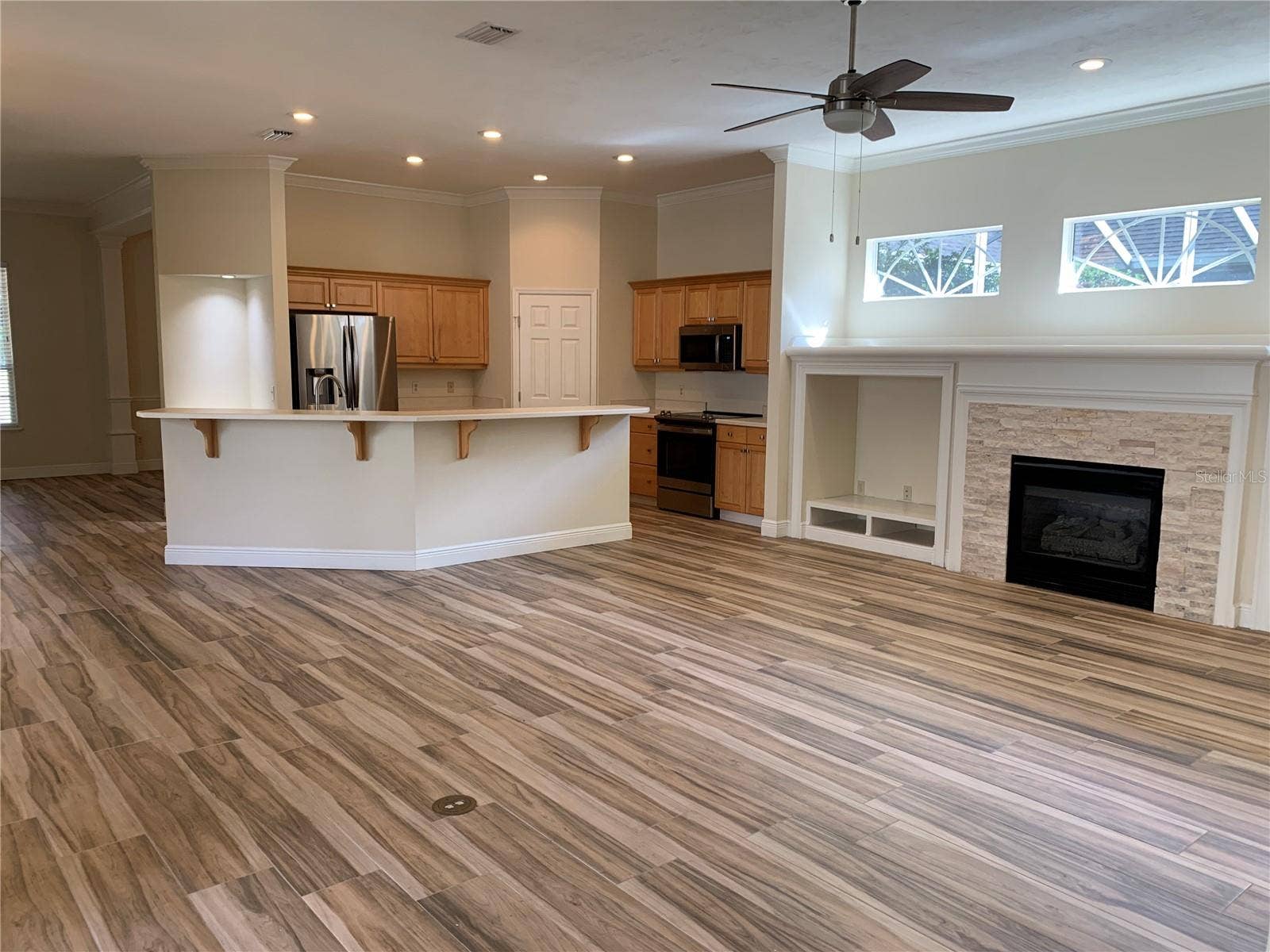great room with lots of natural light