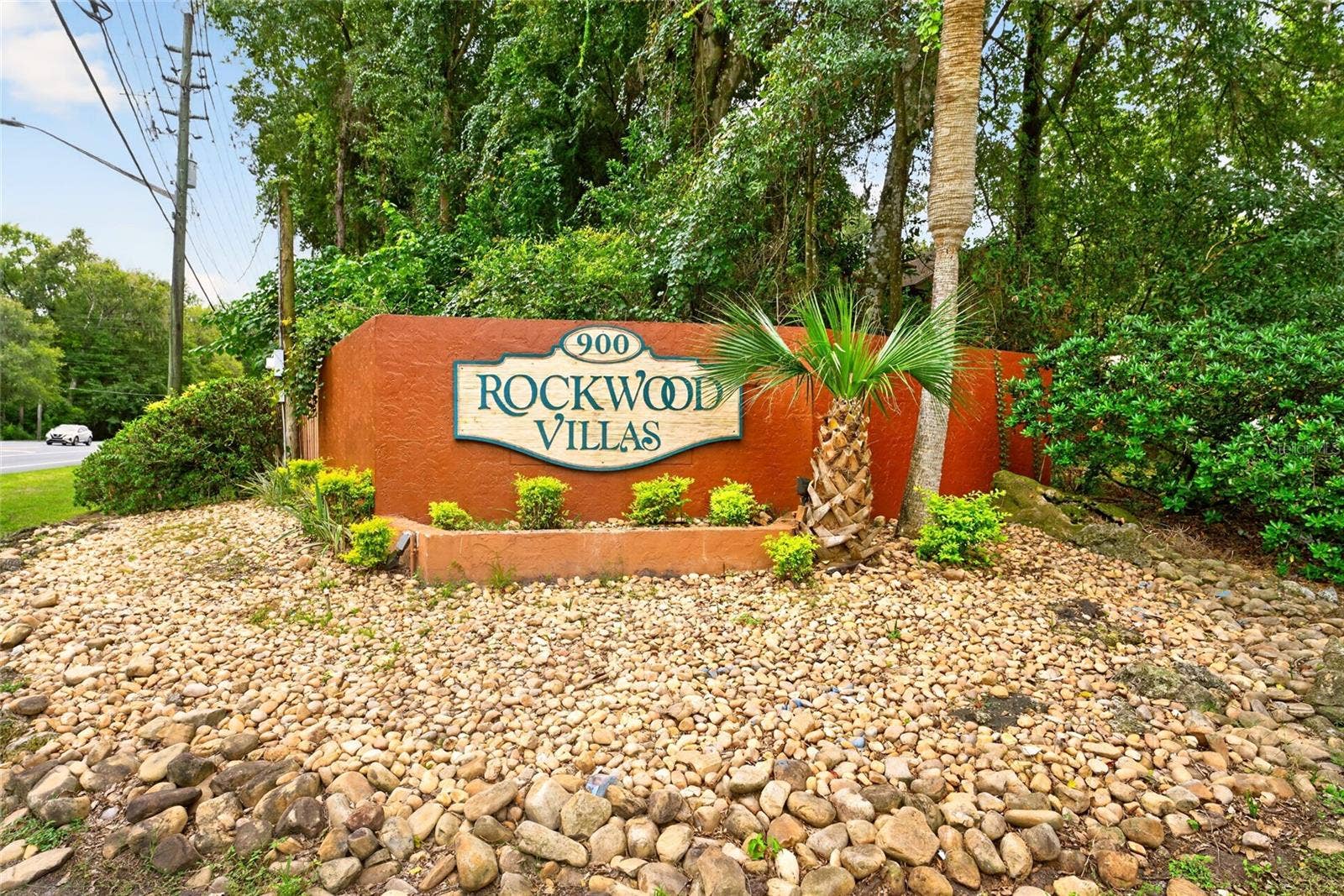 5606 SW 8TH PLACE, Gainesville, FL 32607 Conveniently Located On Bus Loop