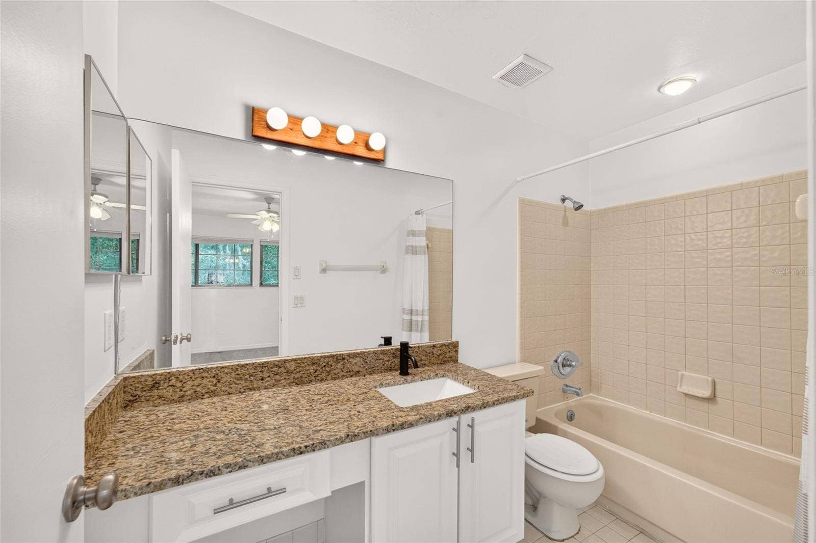 5606 SW 8TH PLACE, Gainesville, FL 32607 Bathroom 3 (Second Story)