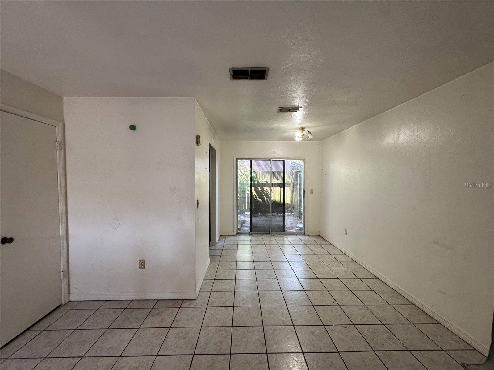 824 SE 1ST AVENUE, Gainesville, FL 32601 824 SE 1ST AVENUE, Gainesville, FL 32601