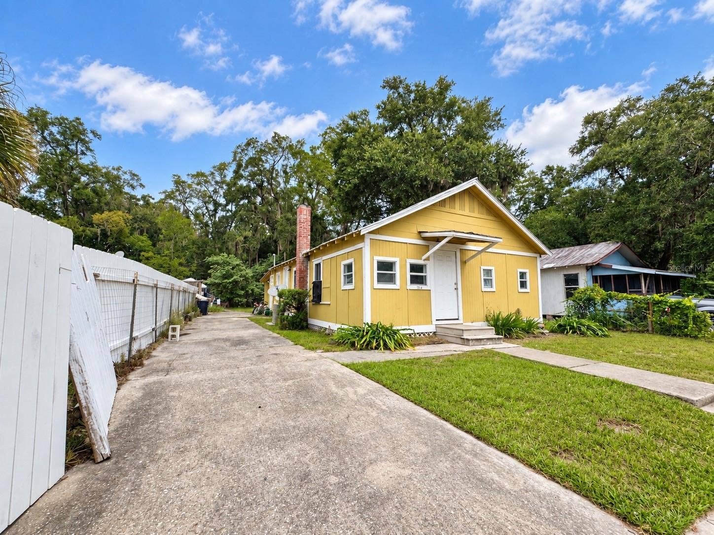 824 SE 1ST AVENUE, Gainesville, FL 32601 824 SE 1ST AVENUE, Gainesville, FL 32601