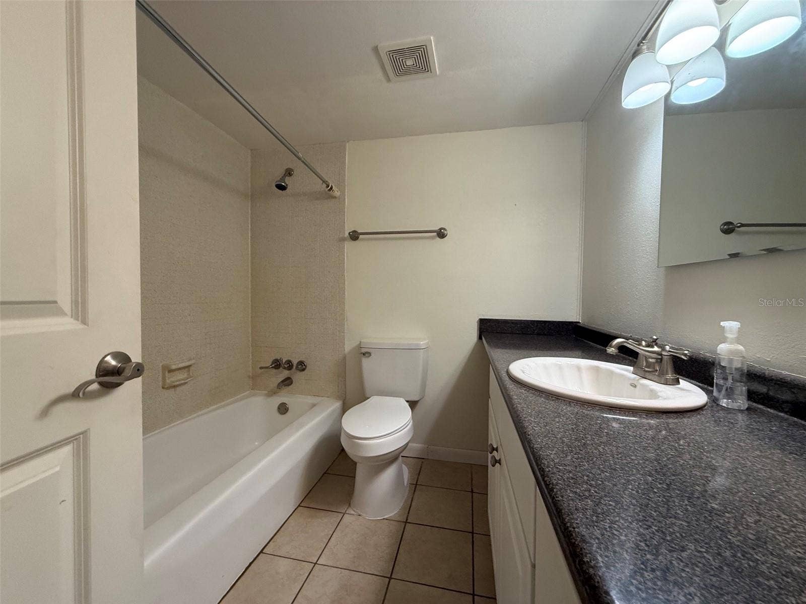 507 NW 39TH ROAD, #102, Gainesville, FL 32607