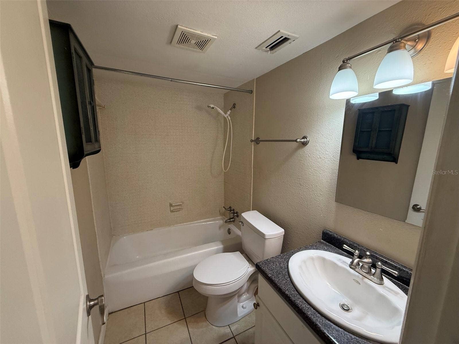 507 NW 39TH ROAD, #102, Gainesville, FL 32607