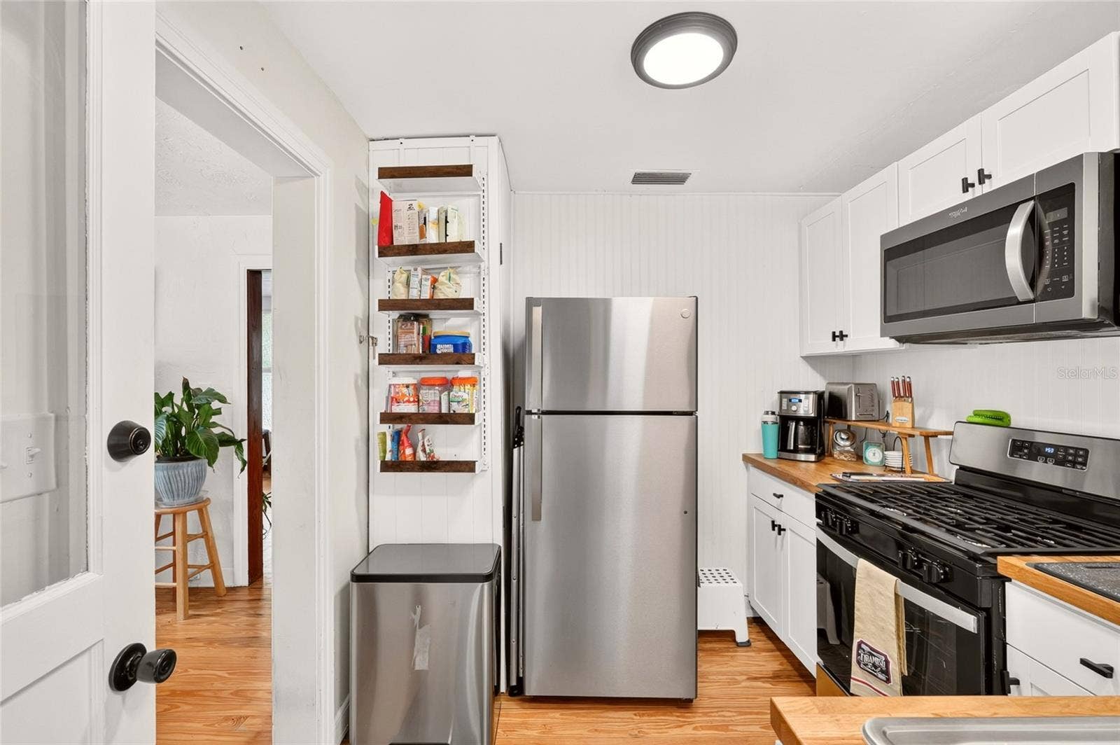 1242 NW 30TH AVENUE, Gainesville, FL 32609
