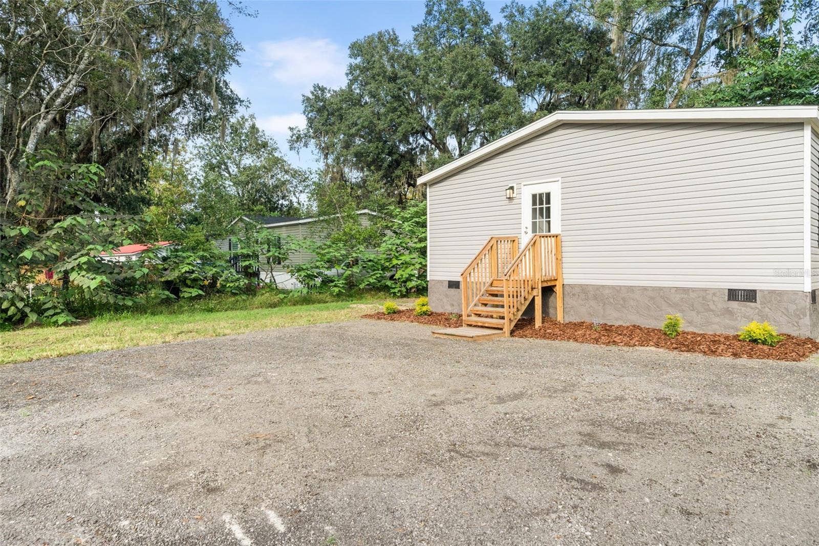 5239 SW 67TH STREET, Gainesville, FL 32608 5239 SW 67TH STREET, Gainesville, FL 32608