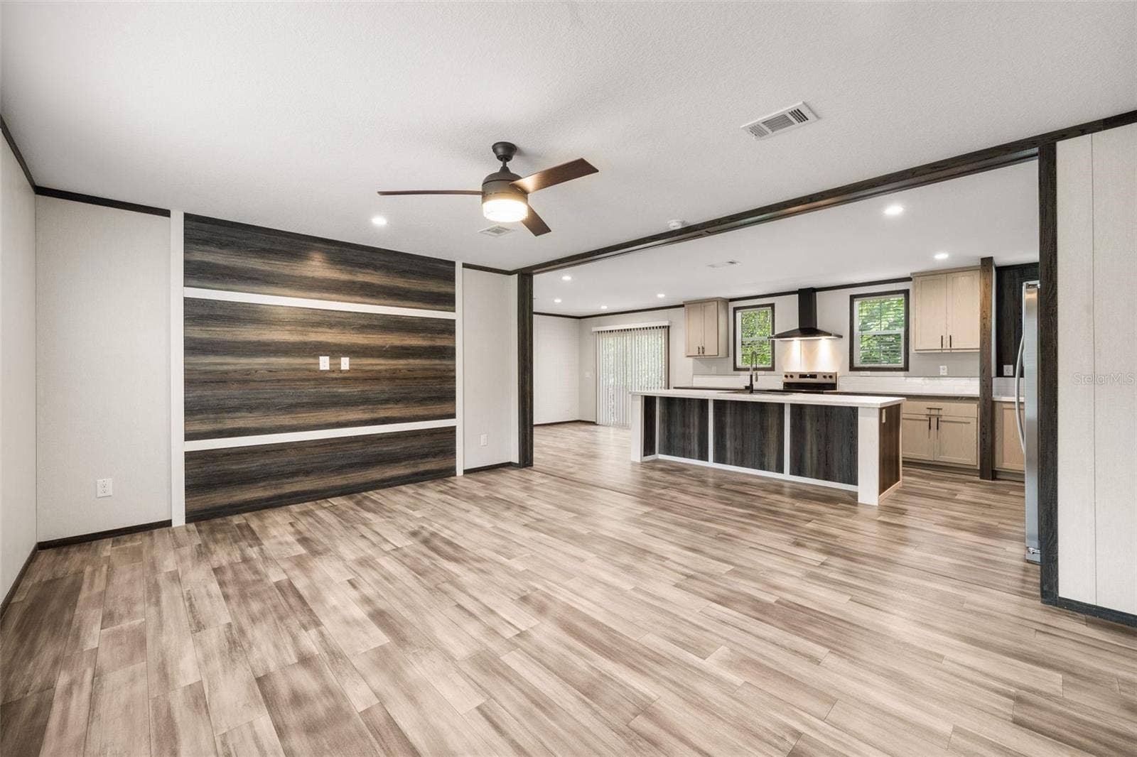 5239 SW 67TH STREET, Gainesville, FL 32608 5239 SW 67TH STREET, Gainesville, FL 32608