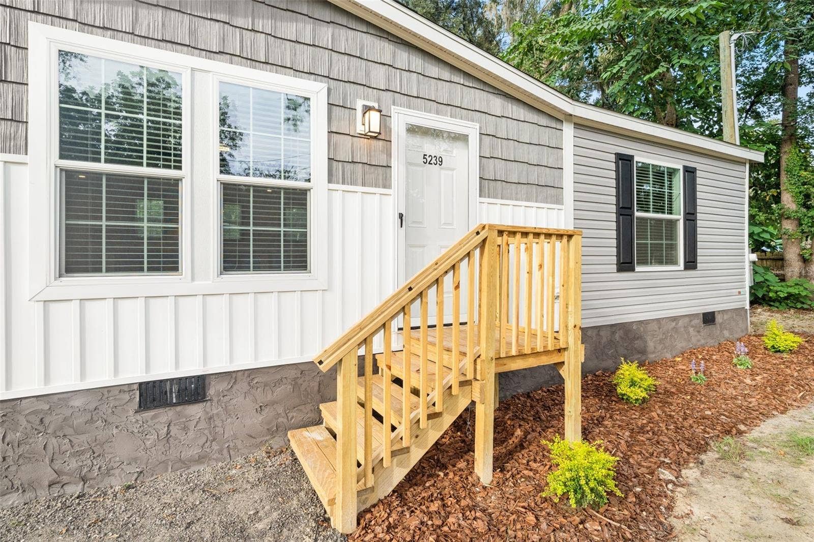 5239 SW 67TH STREET, Gainesville, FL 32608 5239 SW 67TH STREET, Gainesville, FL 32608