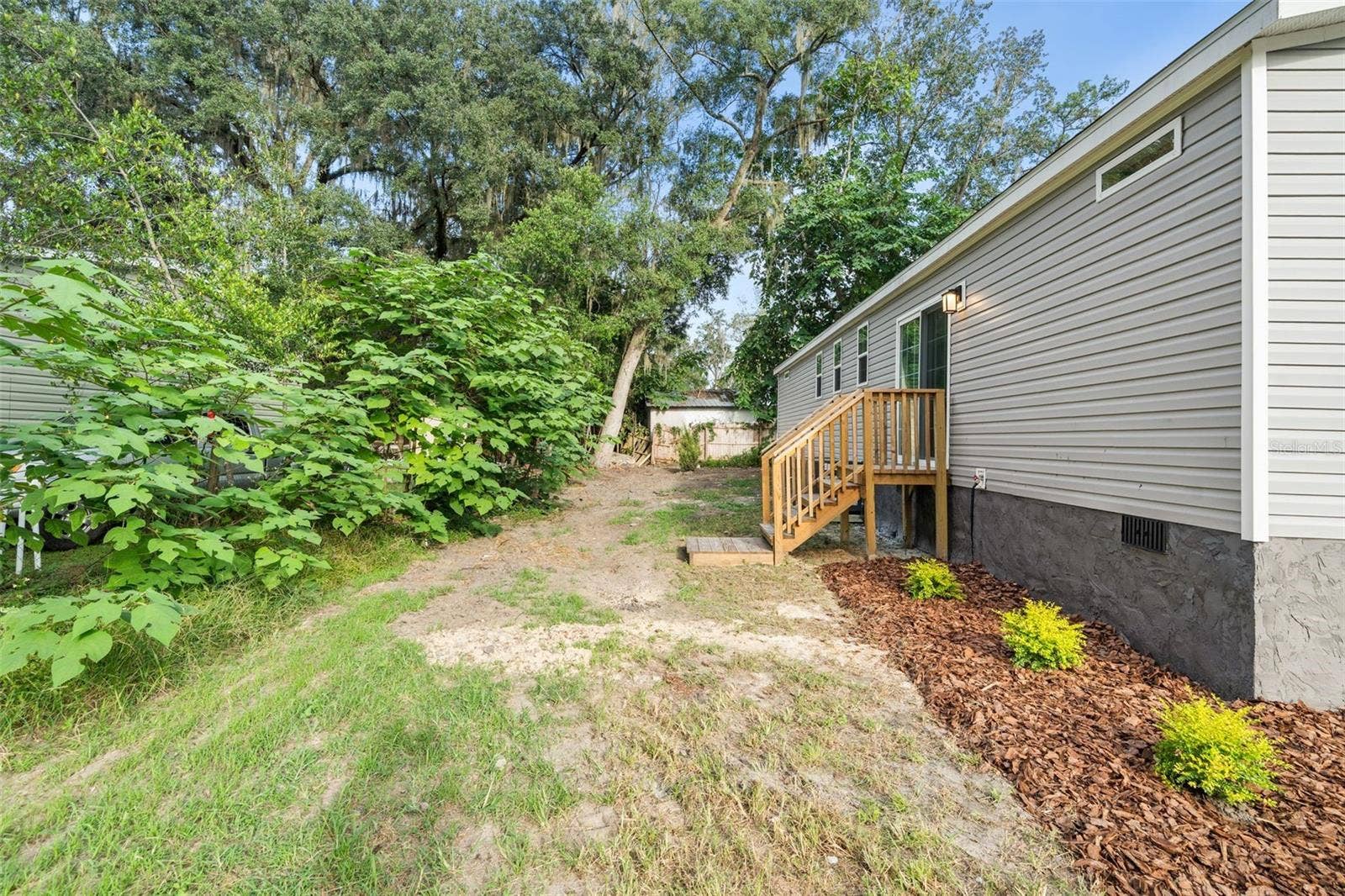 5239 SW 67TH STREET, Gainesville, FL 32608 5239 SW 67TH STREET, Gainesville, FL 32608