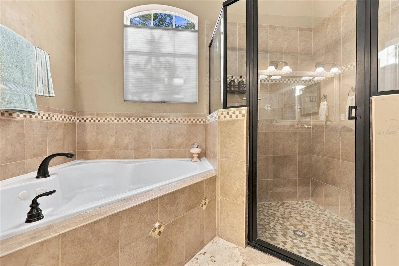 7905 NW 45TH STREET, Gainesville, FL 32653