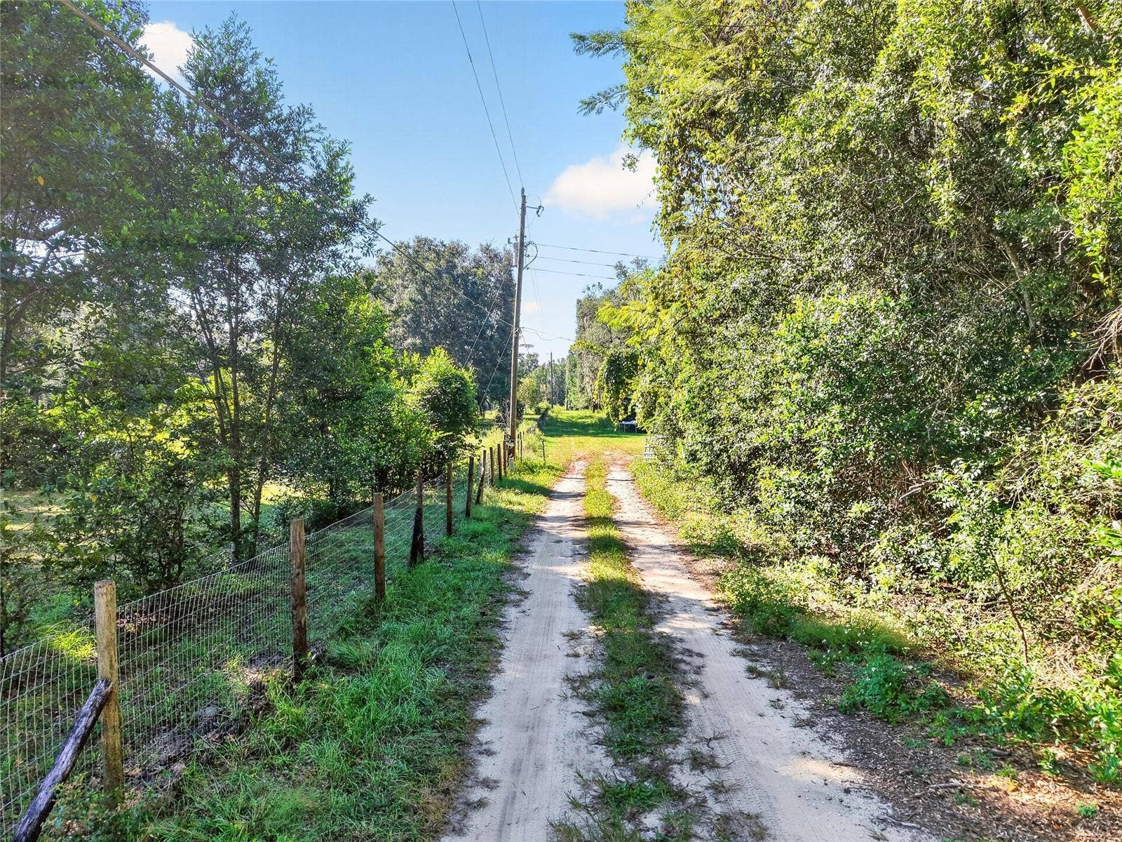 7700 SW 77TH STREET, Gainesville, FL 32608 7700 SW 77TH STREET, Gainesville, FL 32608
