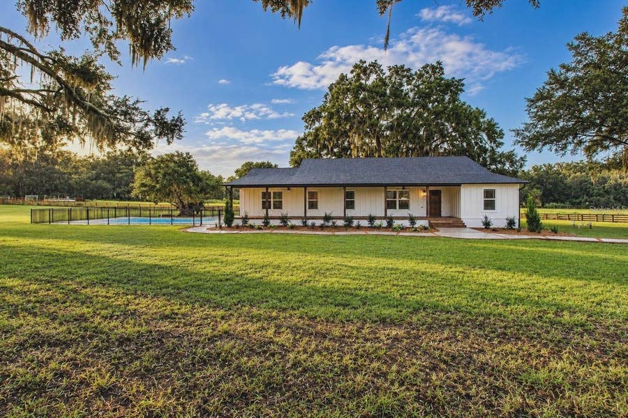 Property photo for 3276 COUNTY ROAD 216, Oxford, FL