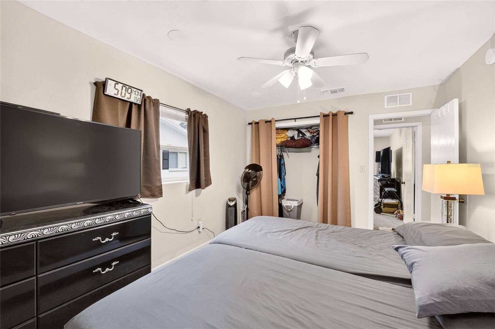 3823 NW 45TH STREET, Gainesville, FL 32606 Unit B