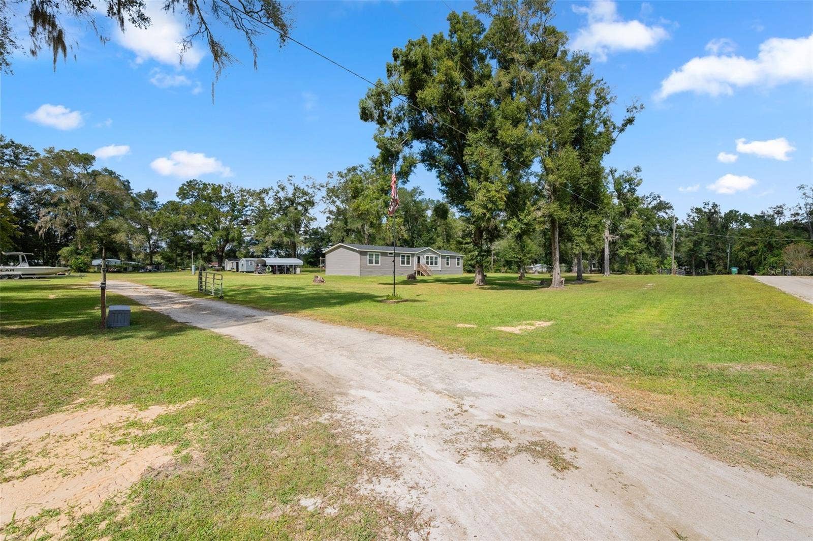 232 SW TRUDY WAY, Fort White, FL 32038 232 SW TRUDY WAY, Fort White, FL 32038